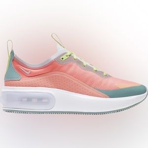 Nike Air Max Dia Women’s Coral